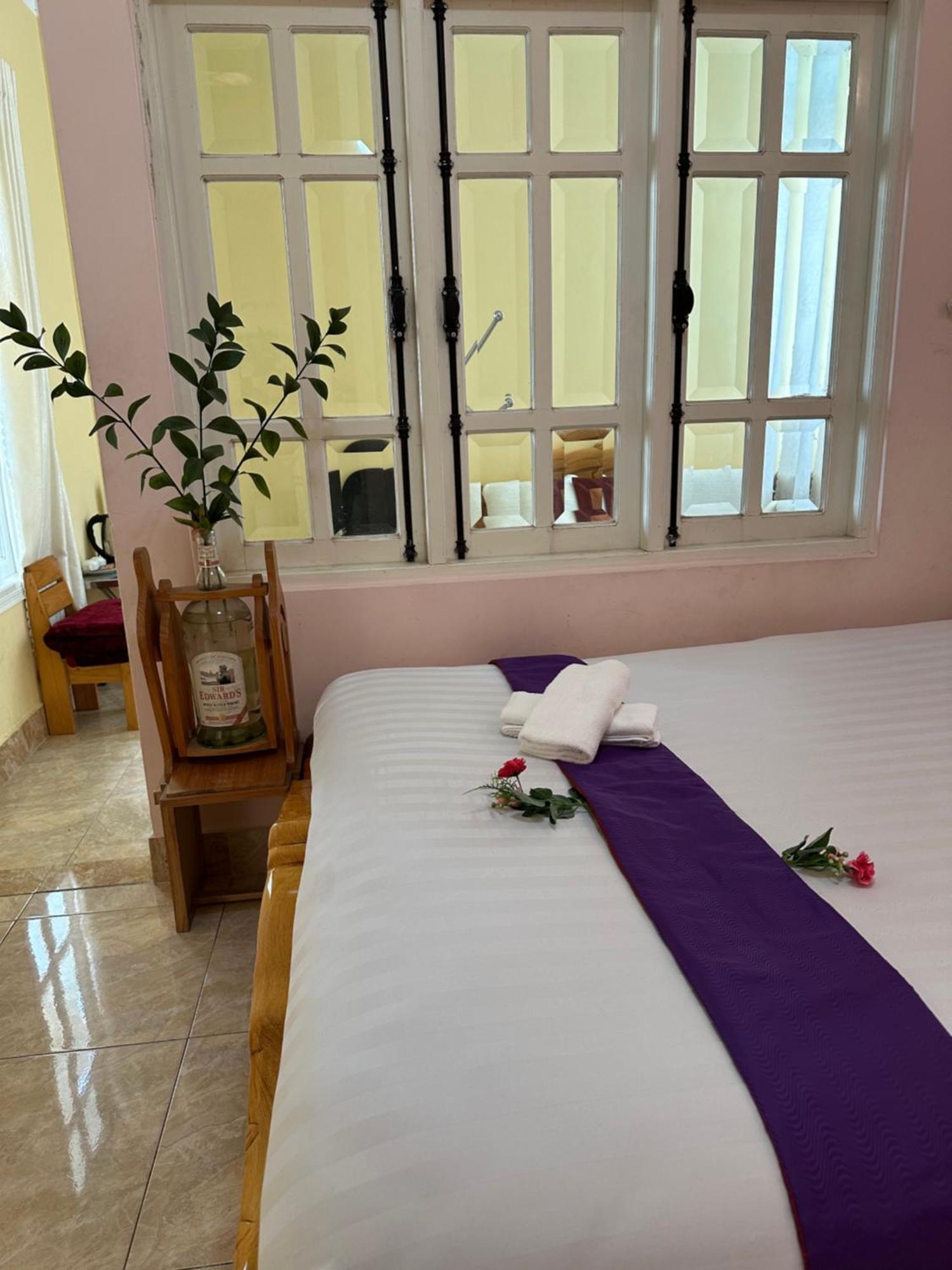 Nha Nghi Nghia Nhan Đà Lạt Exterior foto